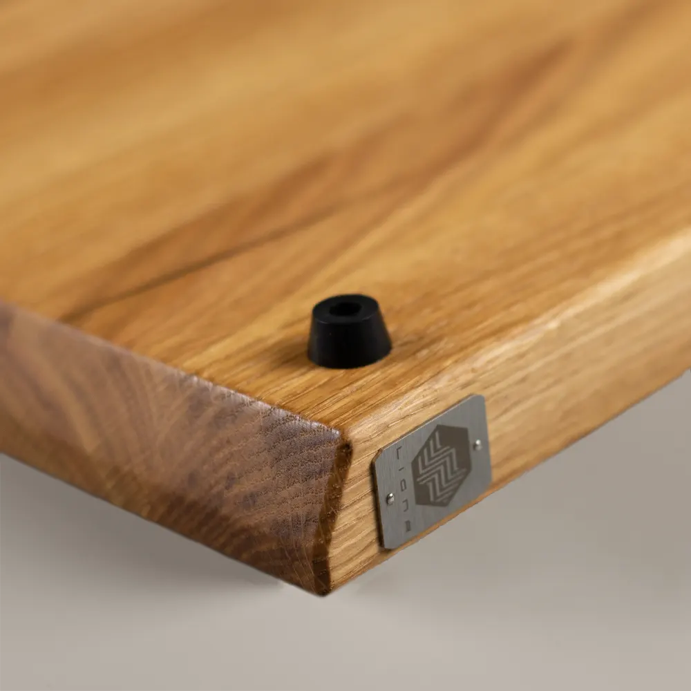 <div class="titleroble"><p class="second-name"> LINEA </p> Chêne <p class="hidekey"> Planche de grain de chêne</p></div>