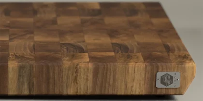 planche à découper en noyer