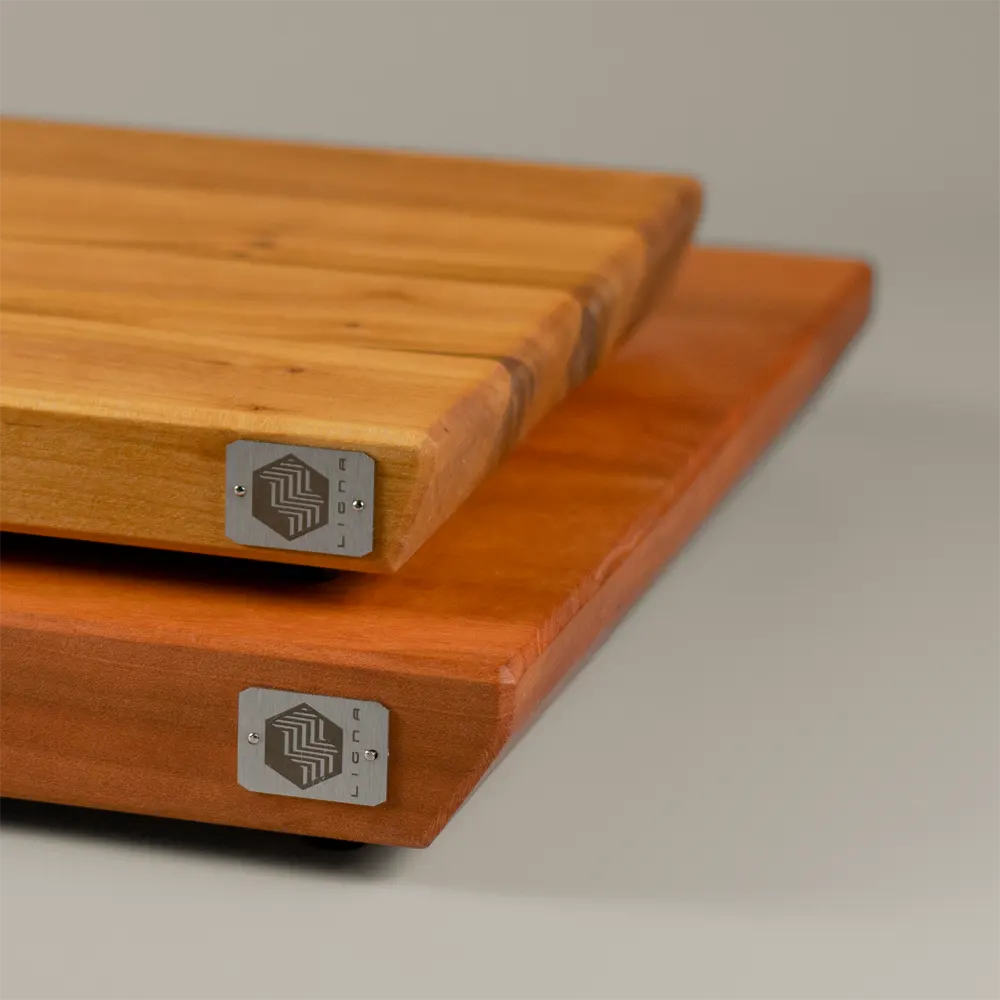 <div class="titlecerezo"><p class="second-name"> LINEA </p> Cerisier <p class="hidekey"> Planche à grains de cerisier</p></div>