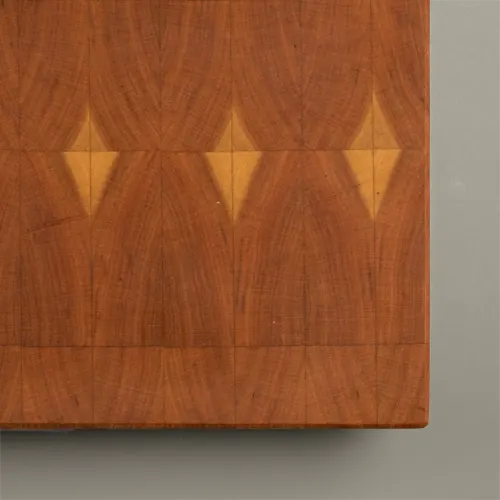 <div class="titlecerezo"> <p class="second-name">Pura</p> Cerisier <p class="hidekey"> Planche à découper pour cerisier</p></div>